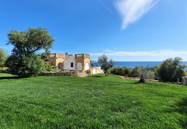 Appartamento a Torre Vado - Attico panoramico a 5 min a piedi dal mare