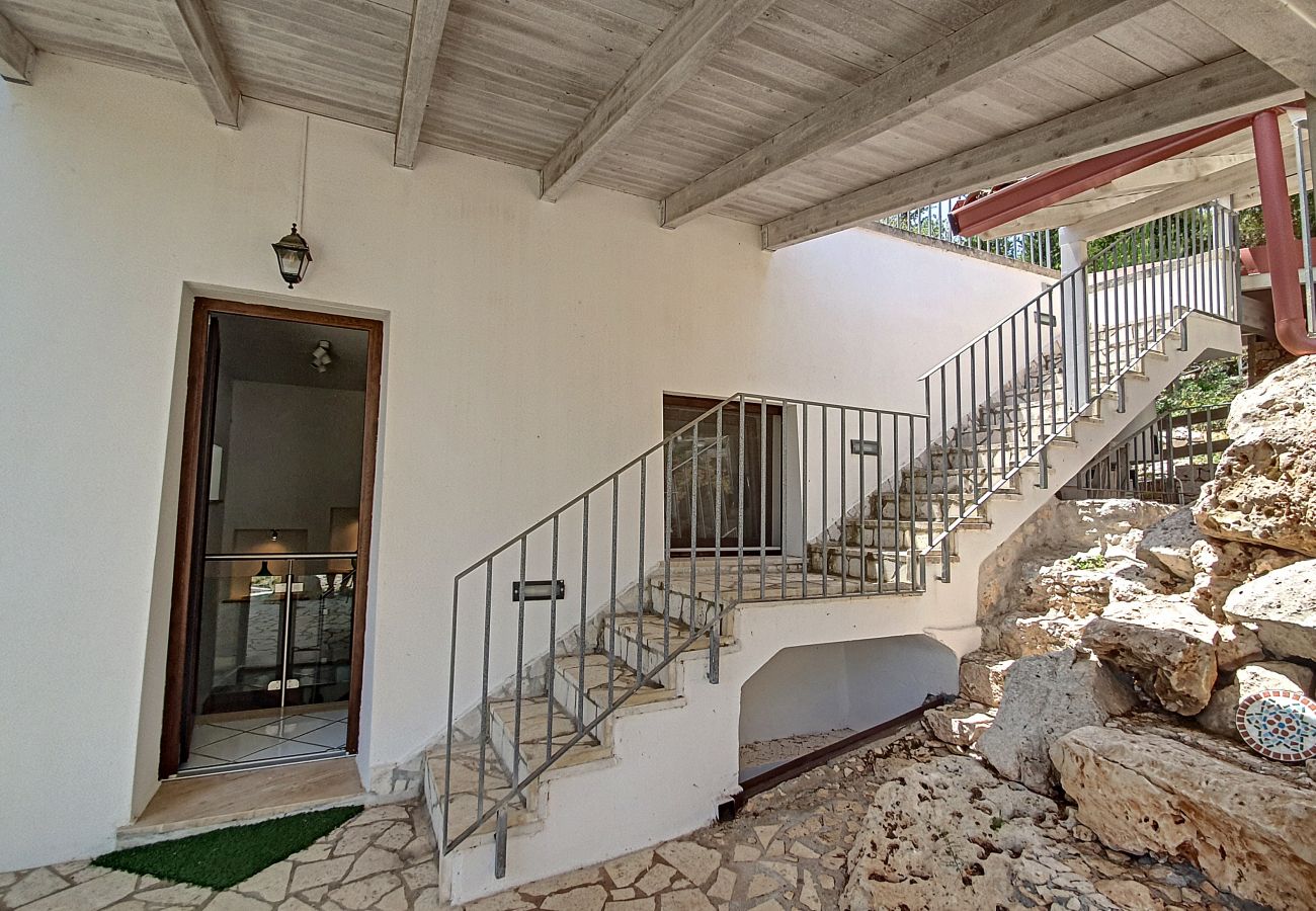 Villa a Marittima - Incantevole villa: piscina riscaldata accesso mare