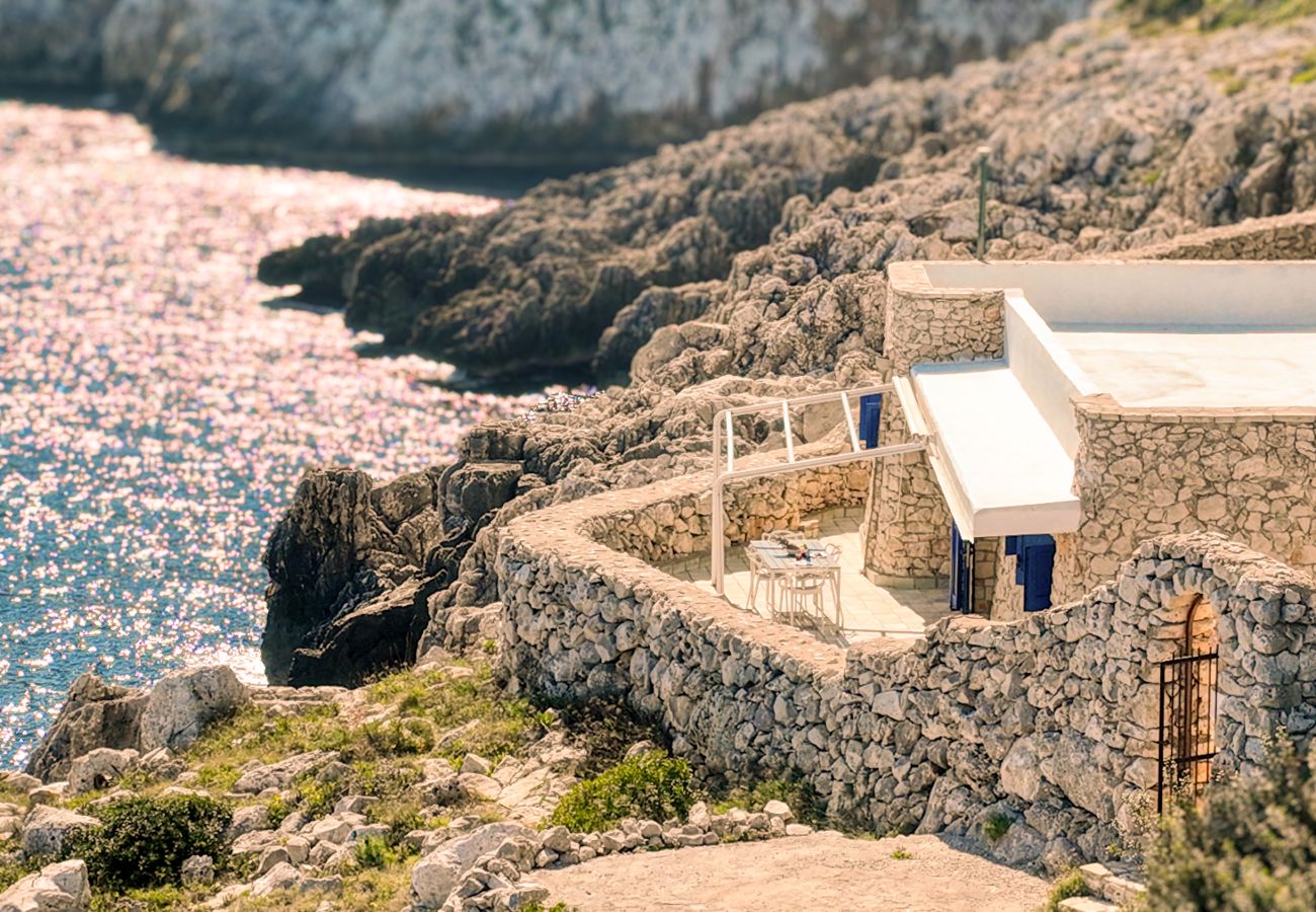 Trullo a Gagliano del Capo - Casetta in pietra sul mare con jacuzzi riscaldata