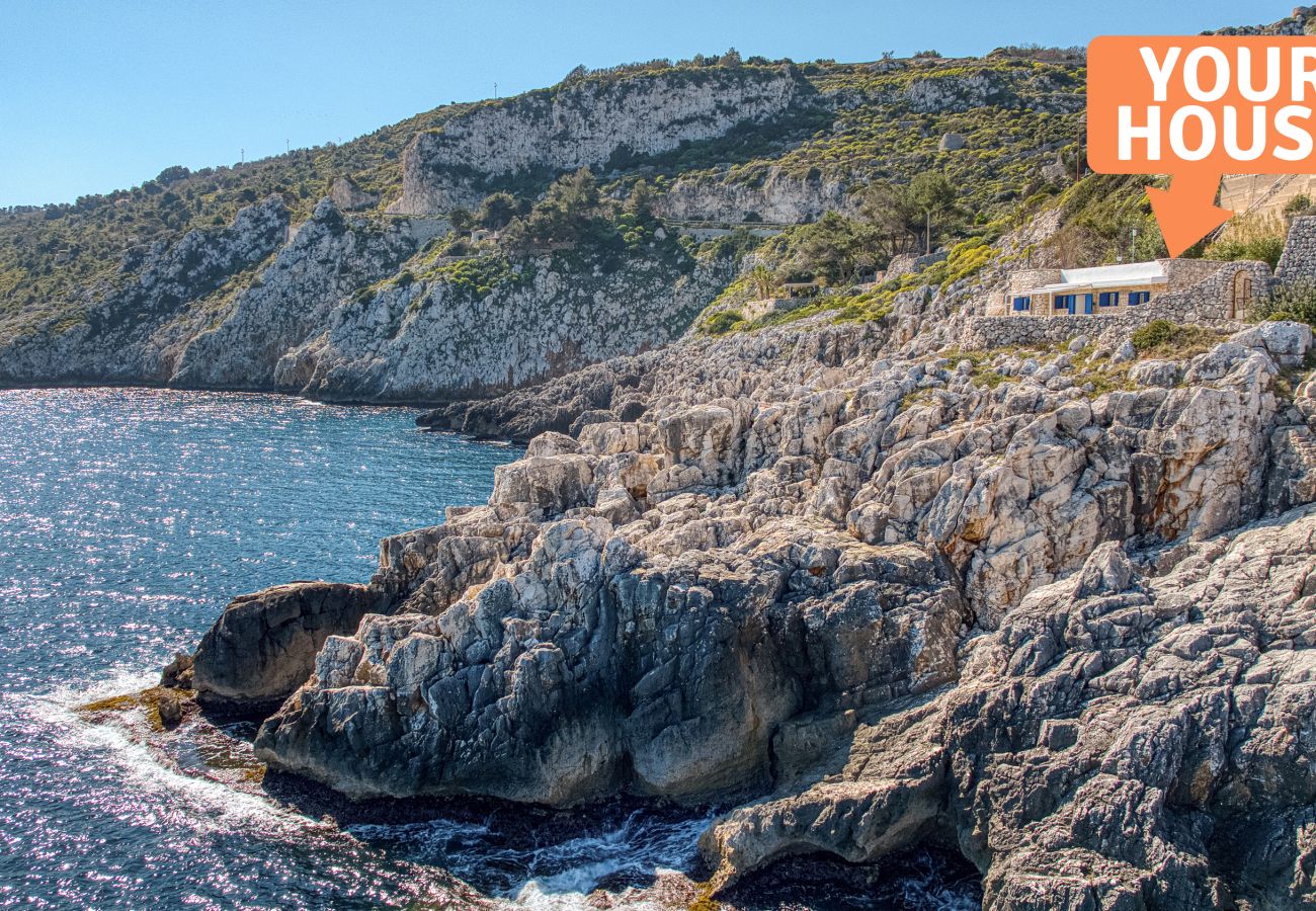 Trullo a Gagliano del Capo - Casetta in pietra sul mare con jacuzzi riscaldata
