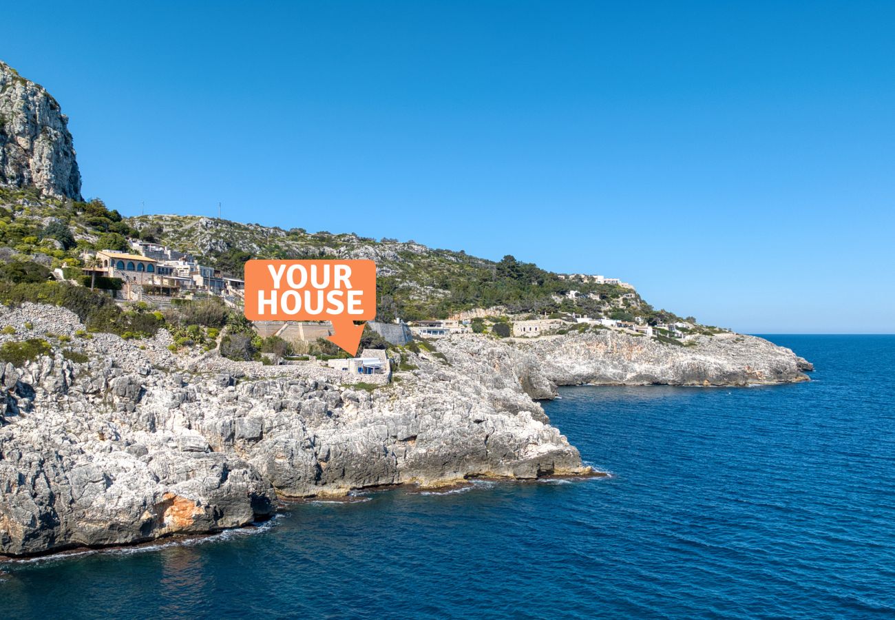 Trullo a Gagliano del Capo - Casetta in pietra sul mare con jacuzzi riscaldata