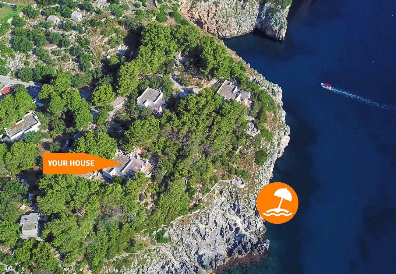Villa a Castro - Villa unica con accesso al mare e splendida vista (casa A)