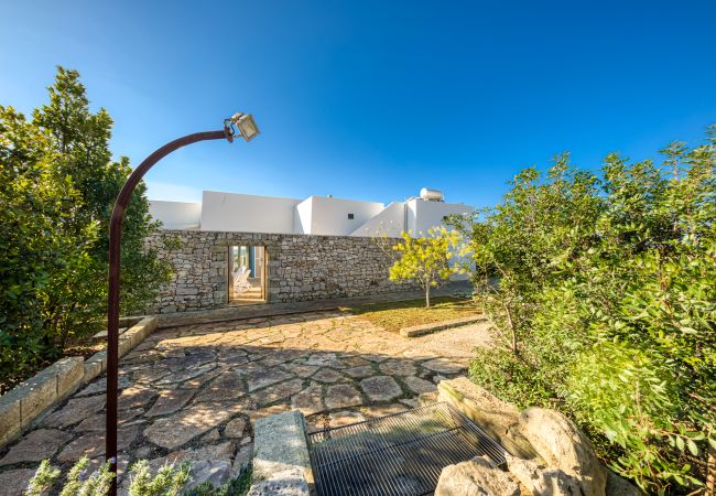 Villa a Torre Pali - Elegante villa con vista mare & piccola piscina Villa a Torre Pali - Elegante villa con vista mare & piccola piscina