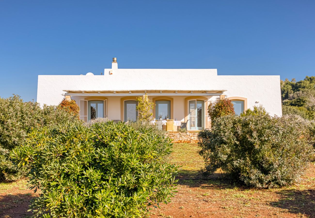 Villa a Torre Pali - Elegante villa con vista mare & piccola piscina
