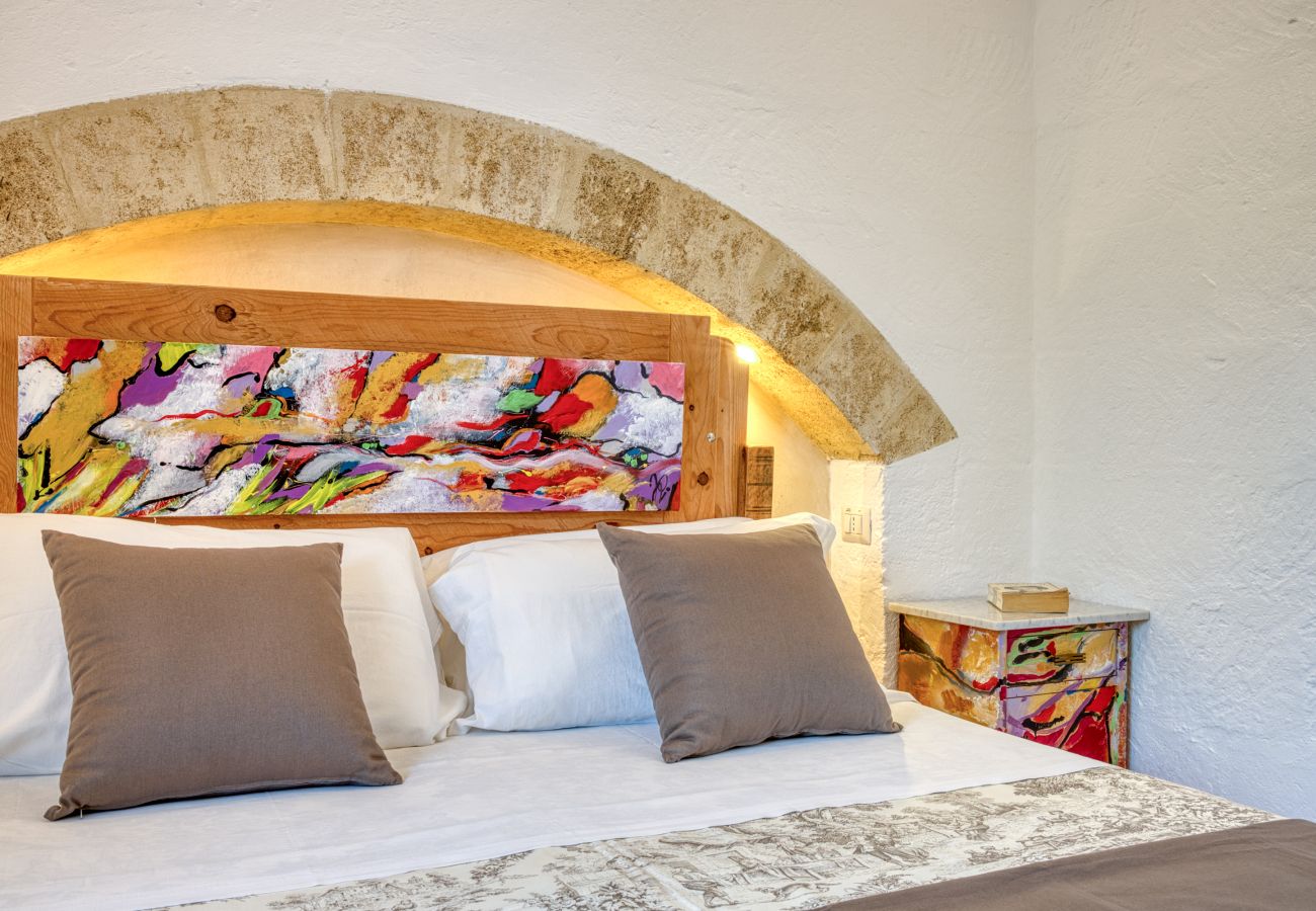 Villa a Torre Pali - Elegante villa con vista mare & piccola piscina