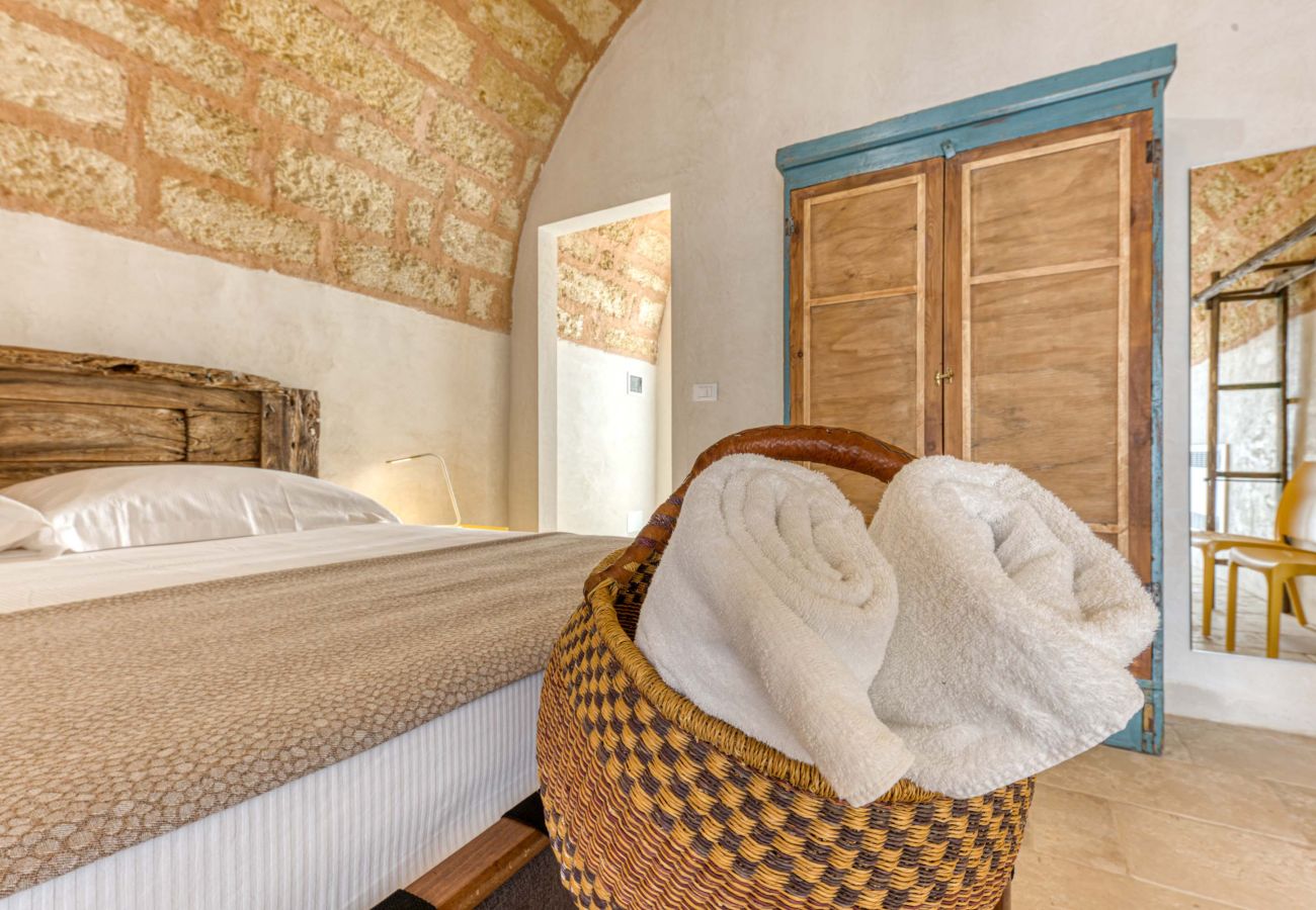 Villa a Salve - Intera dimora con piscina privata a 5km dal mare