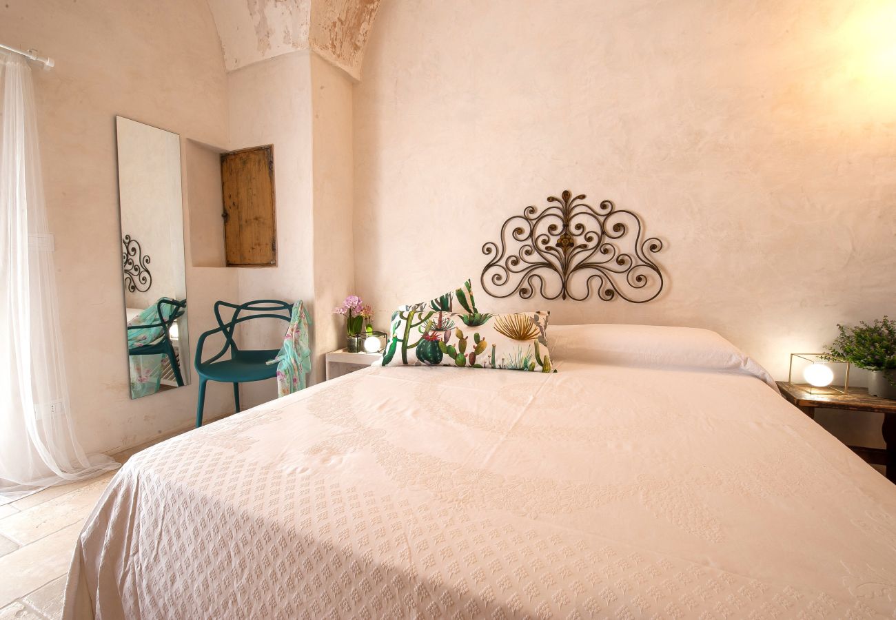 Villa a Salve - Intera dimora con piscina privata a 5km dal mare