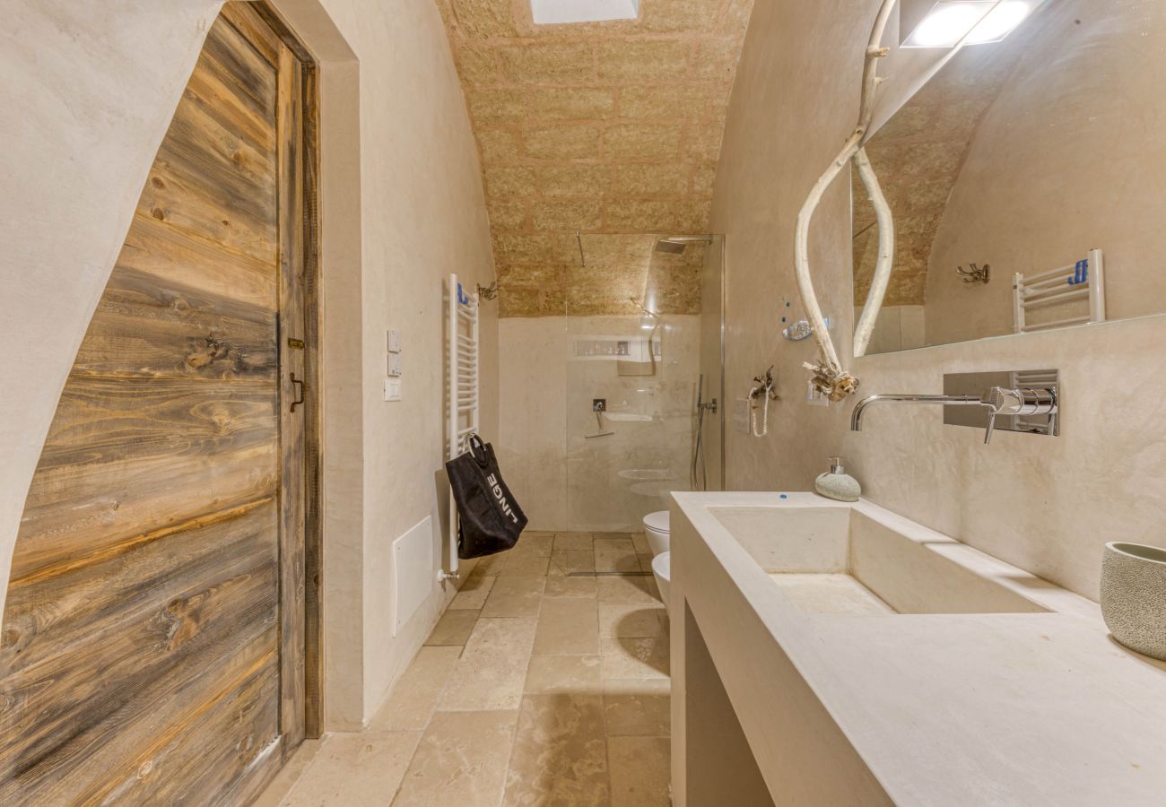 Villa a Salve - Intera dimora con piscina privata a 5km dal mare
