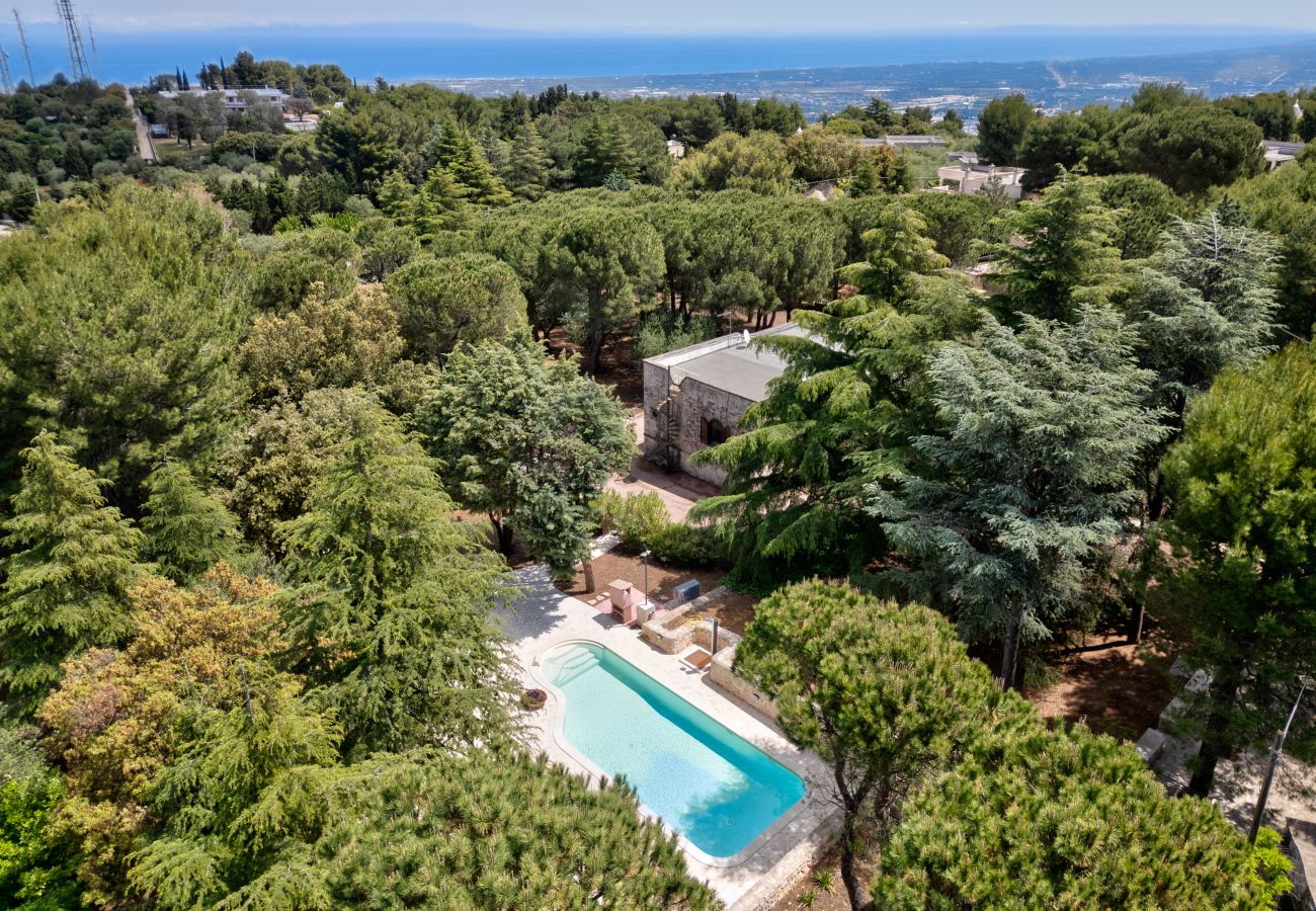 Villa a Fasano - Villa tradizionale con piscina riscaldata e parco