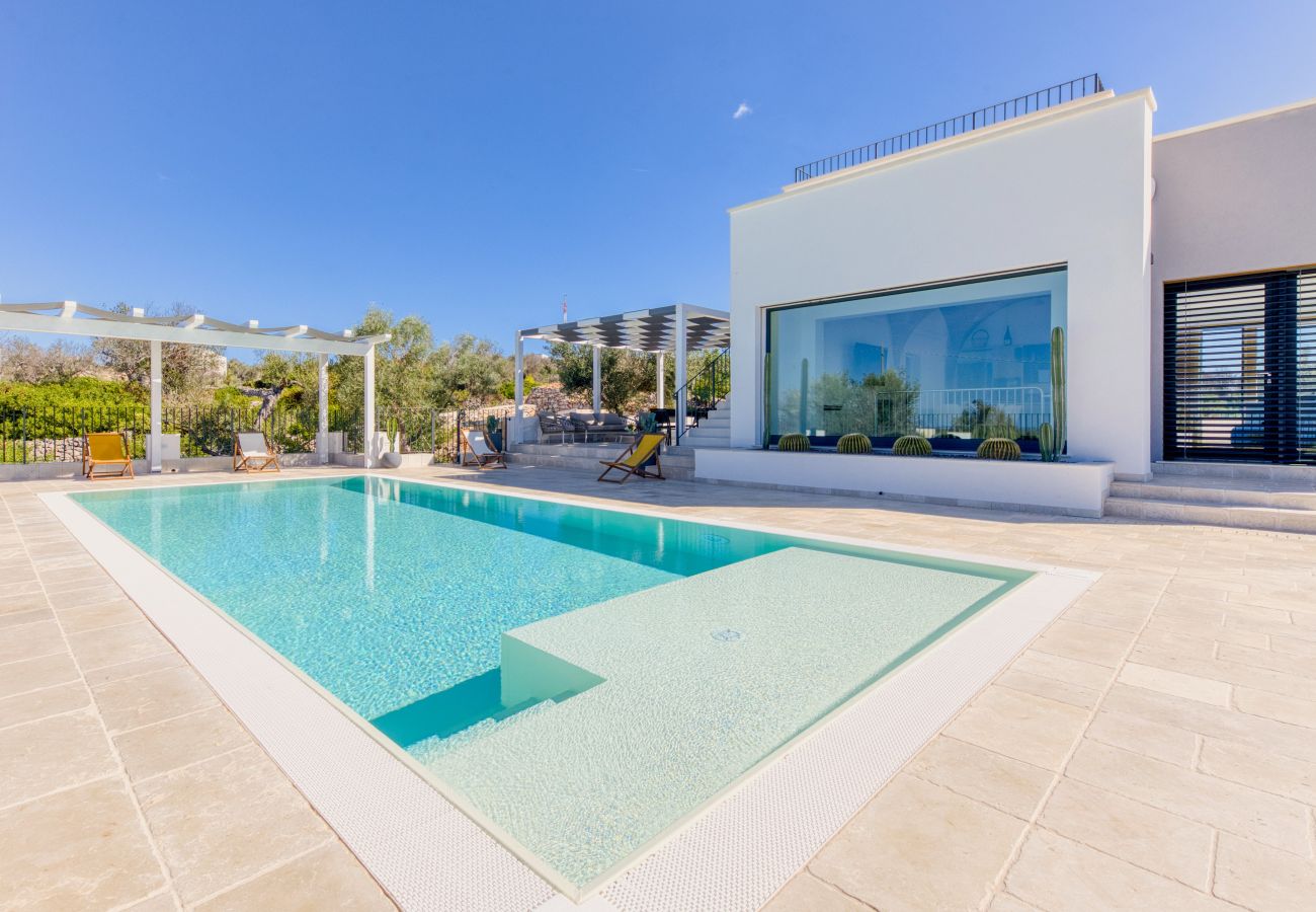 Villa a Leuca - Magnifica villa con piscina riscaldata, vista 270°