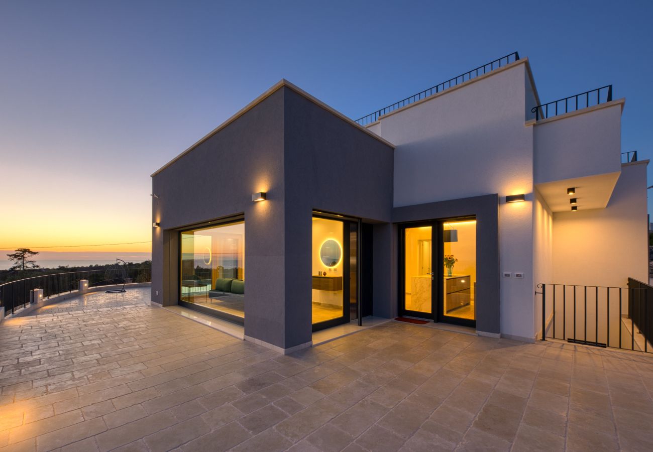 Villa a Leuca - Magnifica villa con piscina riscaldata, vista 270°