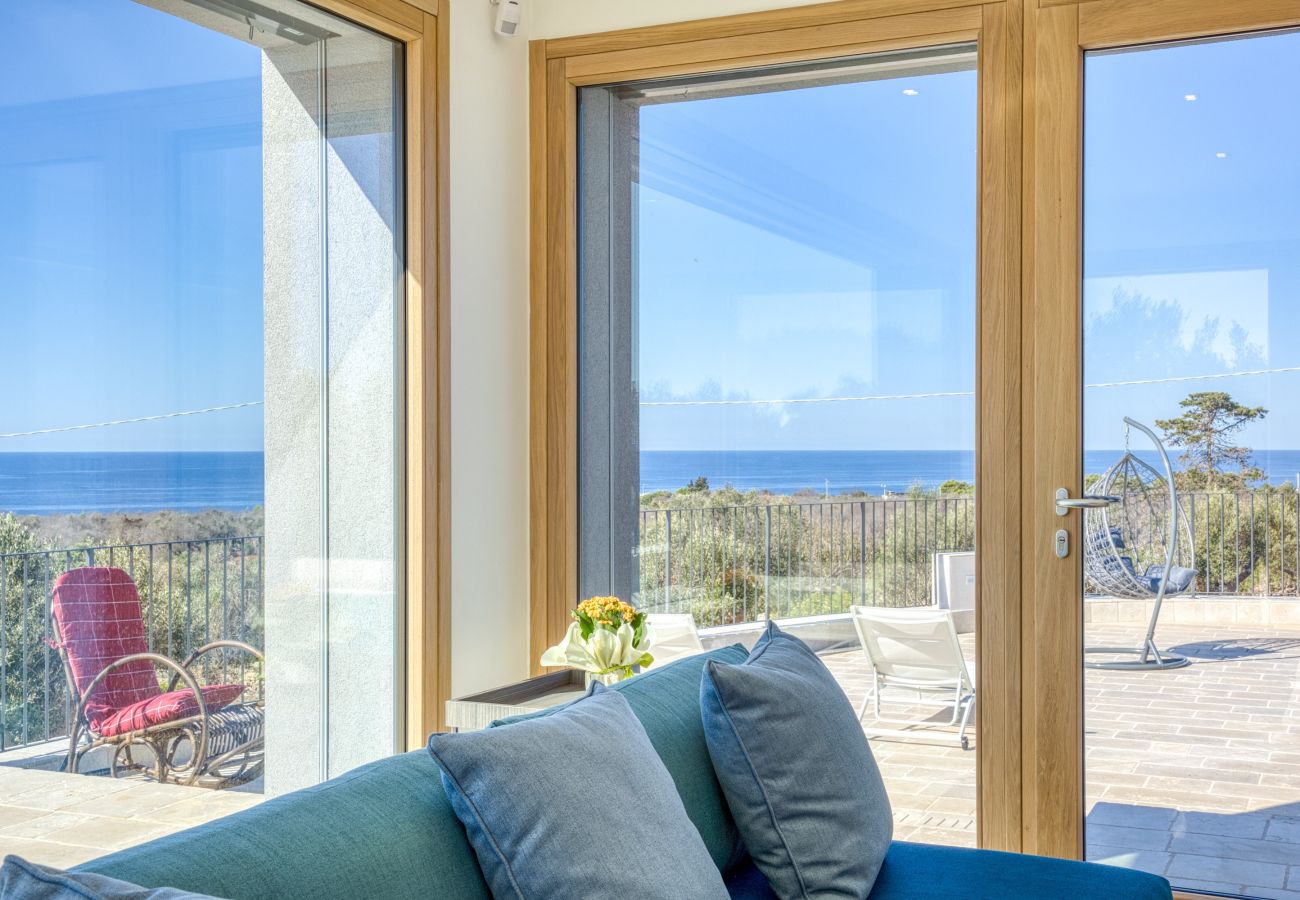 Villa a Leuca - Magnifica villa con piscina riscaldata, vista 270°