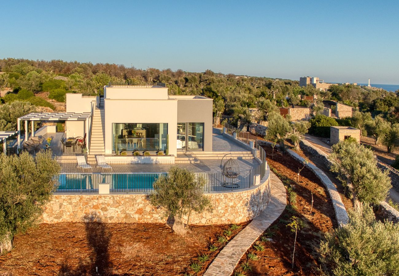 Villa a Leuca - Magnifica villa con piscina riscaldata, vista 270°