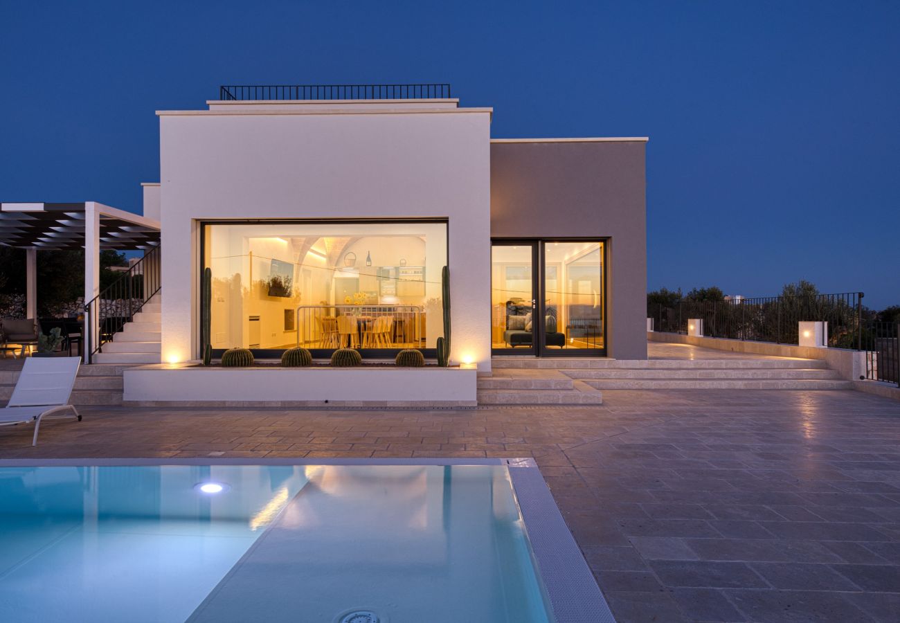 Villa a Leuca - Magnifica villa con piscina riscaldata, vista 270°