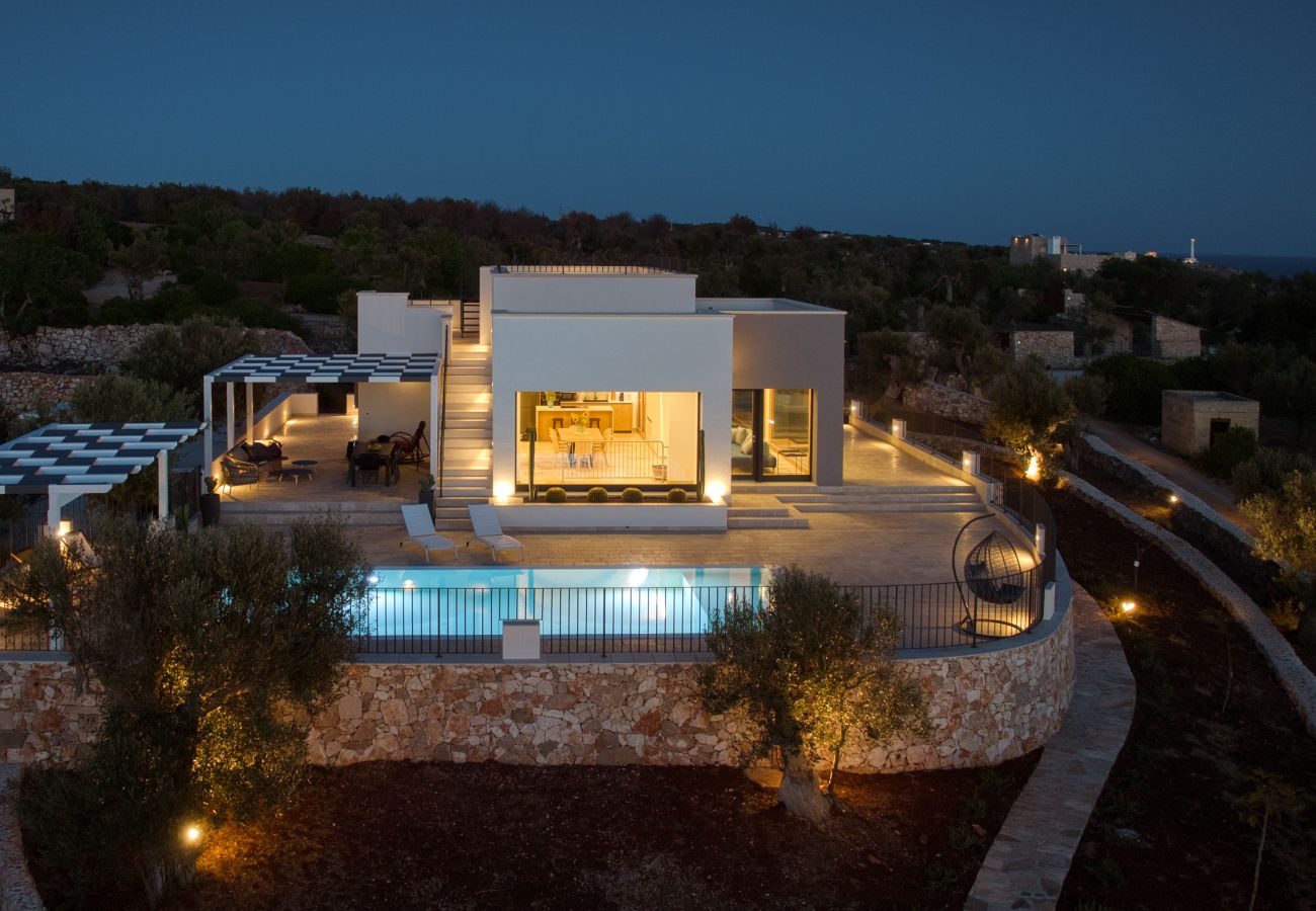 Villa a Leuca - Magnifica villa con piscina riscaldata, vista 270°