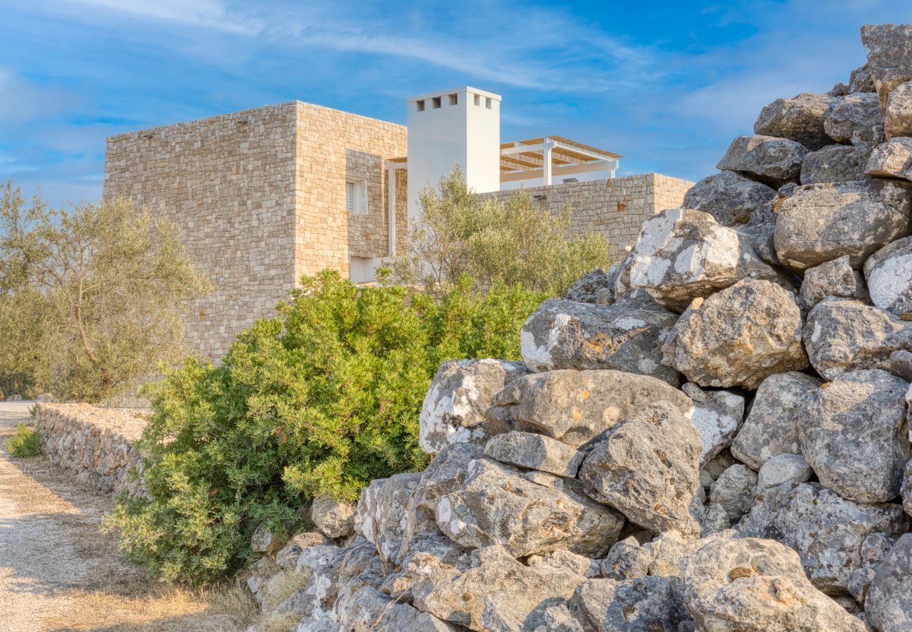 Villa a Leuca - Favolosa villa su 3 livelli, piscina e vista mare