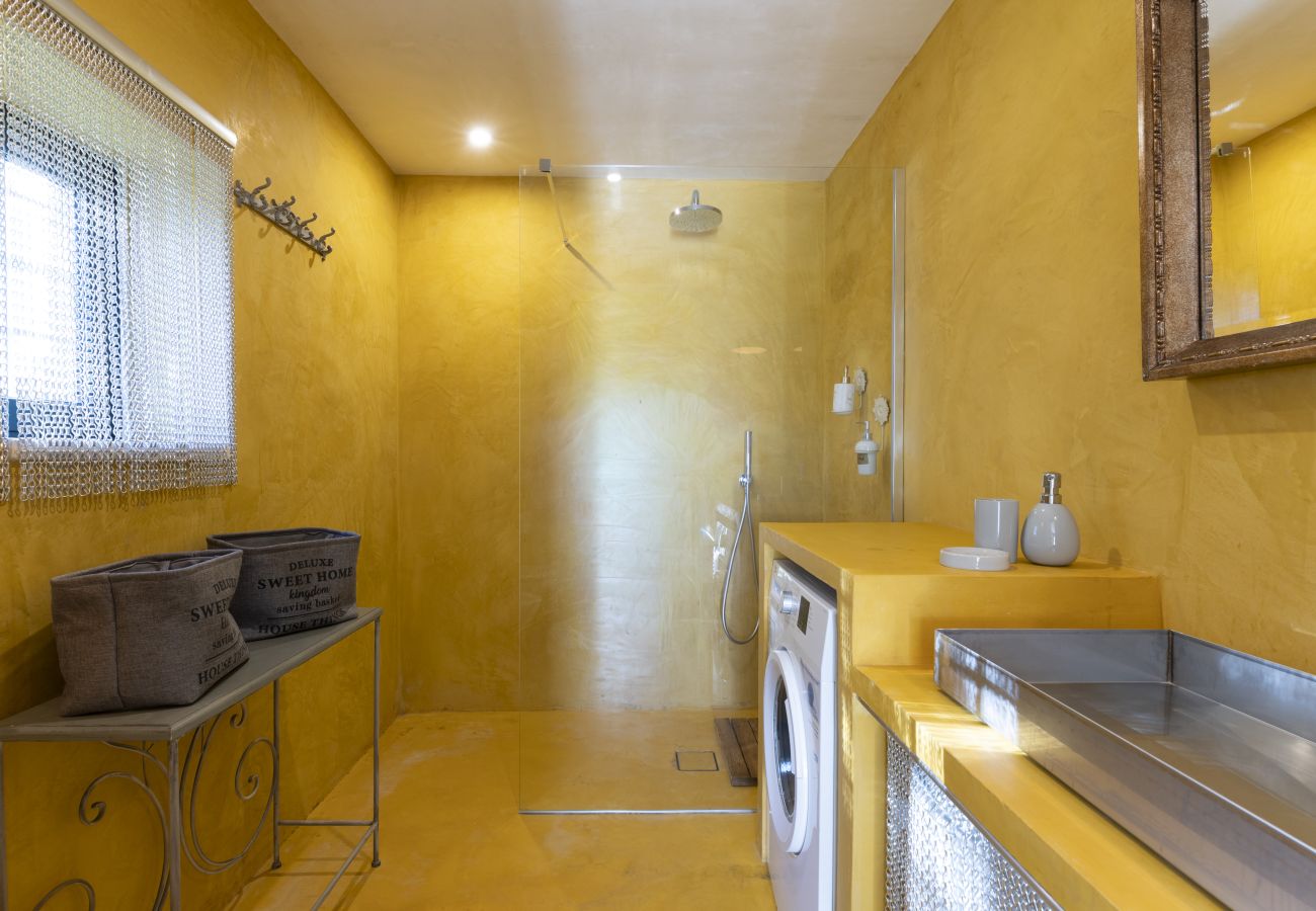 Villa a Ostuni - Graziosa casa di campagna con piscina e giardino