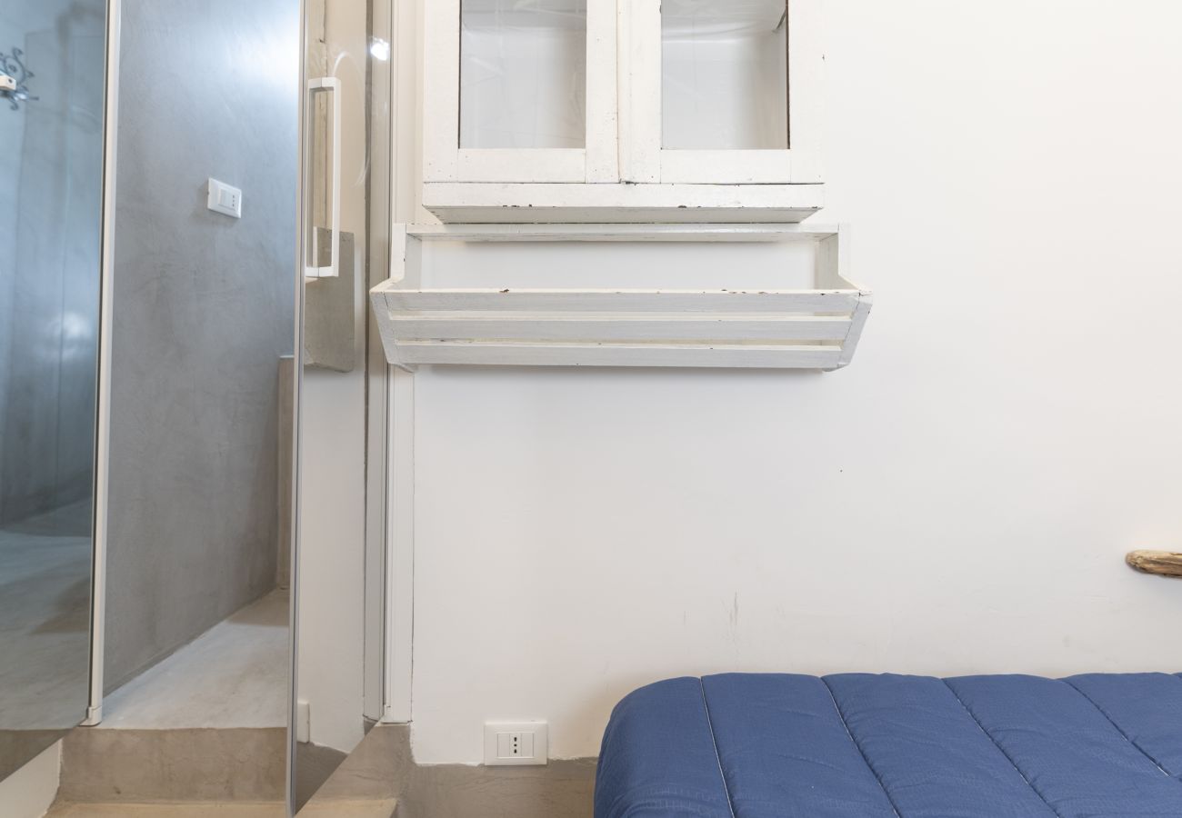 Trullo a Ostuni - Delizioso trullo bianco con piscina e giardino