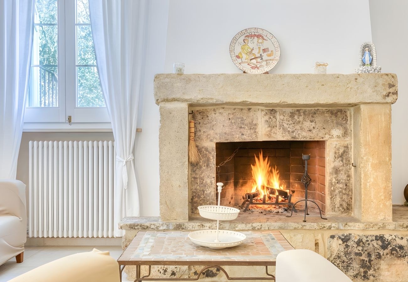 Villa a Castro - Fantastica villa con piscina e parco, 2km dal mare