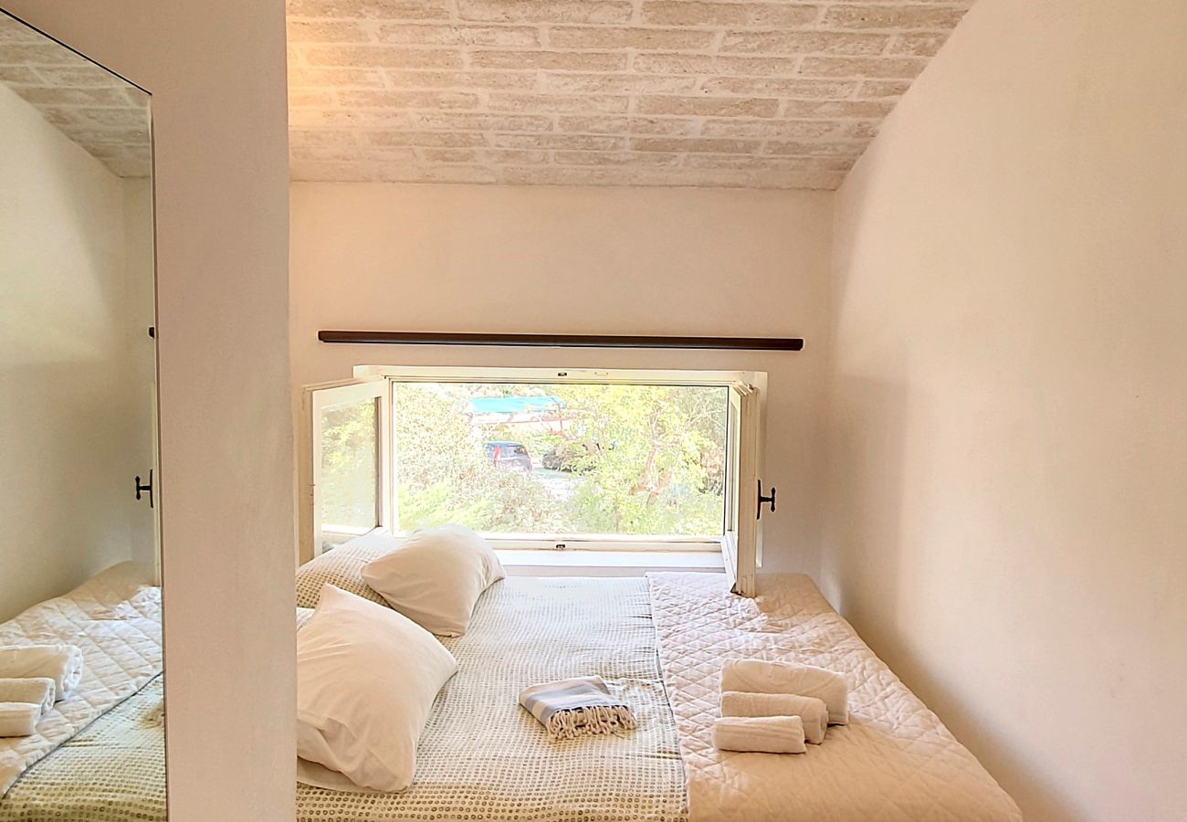 Villa a Cisternino - Trulli ristrutturati con piscina in campagna