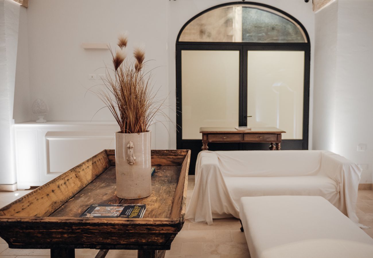 Villa a San Cassiano - Stupenda tenuta con piscina in borgo storico