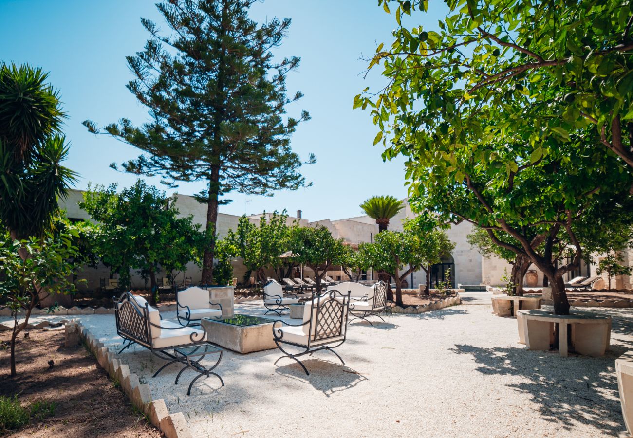 Villa a San Cassiano - Stupenda tenuta con piscina in borgo storico