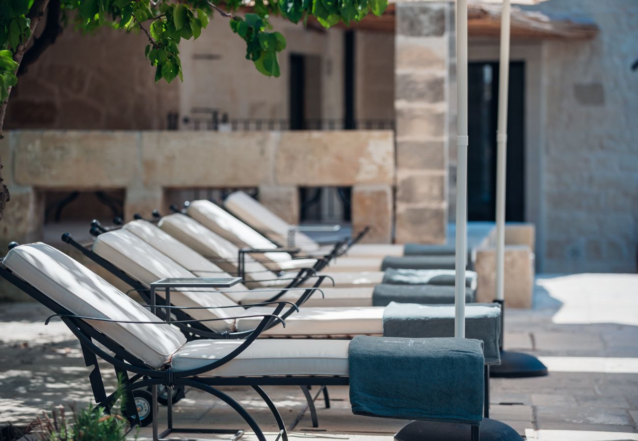 Villa a San Cassiano - Stupenda tenuta con piscina in borgo storico