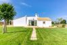 Villa a Ugento - Stupenda villa di campagna con ampia piscina e giardino