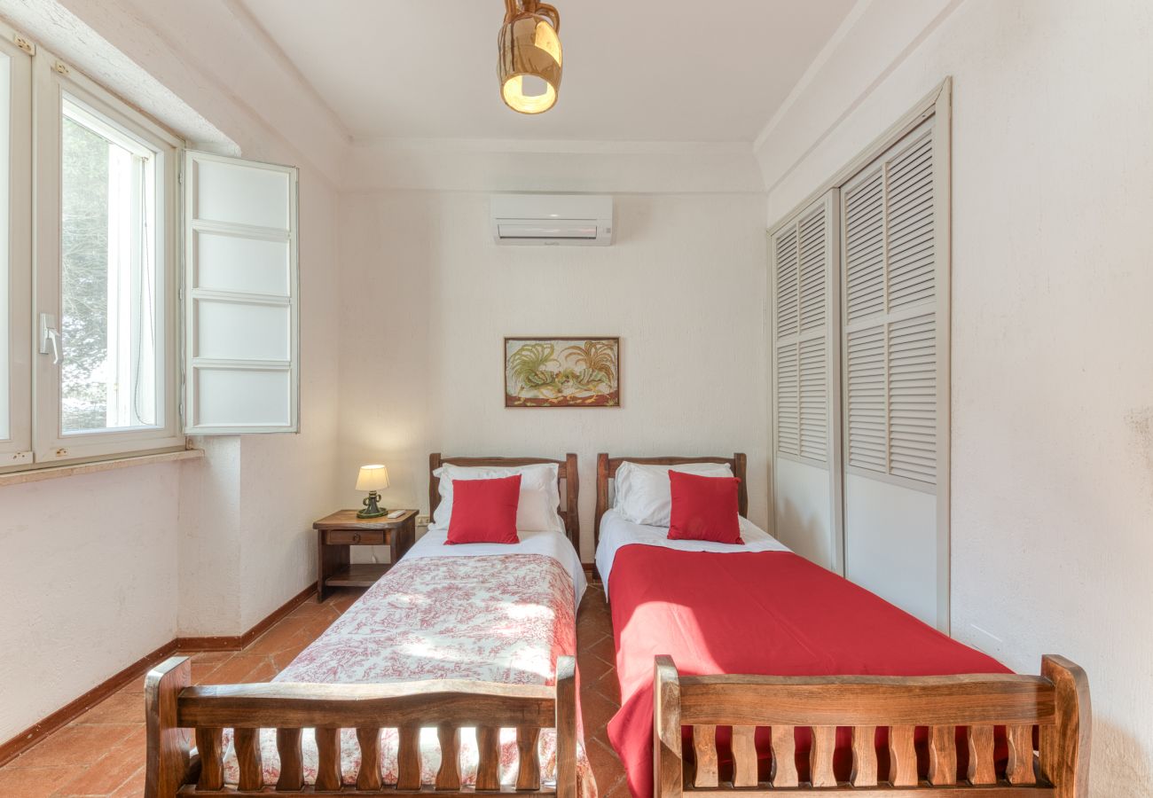 Villa a Castro - Villa unica con accesso al mare e splendida vista (casa A)