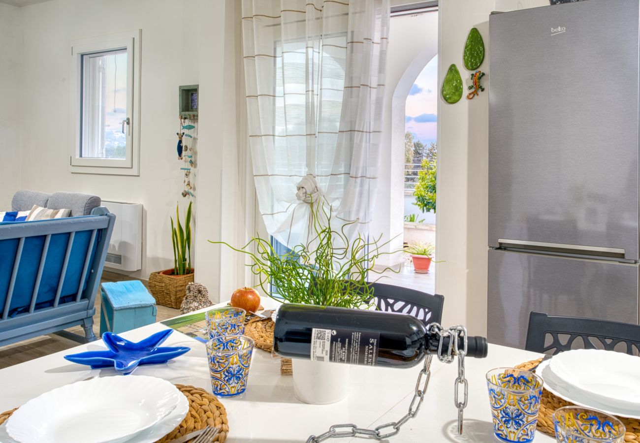 Casa a Leuca - Graziosa casa con piccola piscina e vista mare