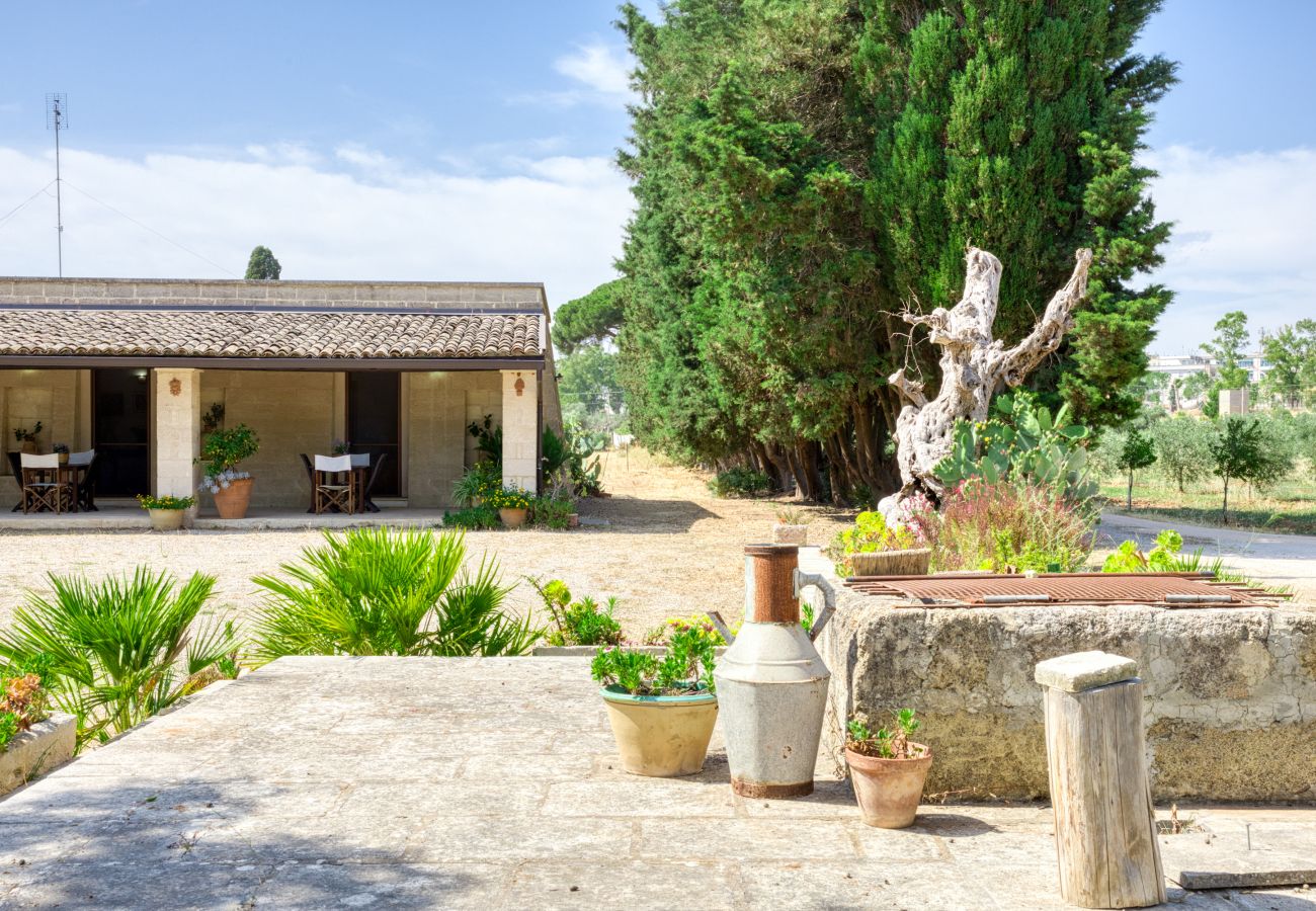 Villa a Casarano - Intero agriturismo con piscina a uso esclusivo