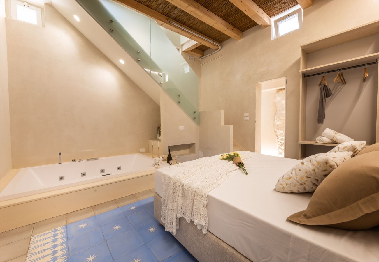 Villa a Gallipoli - Lussuosa Villa Torre con 2 piscine vicino spiaggia