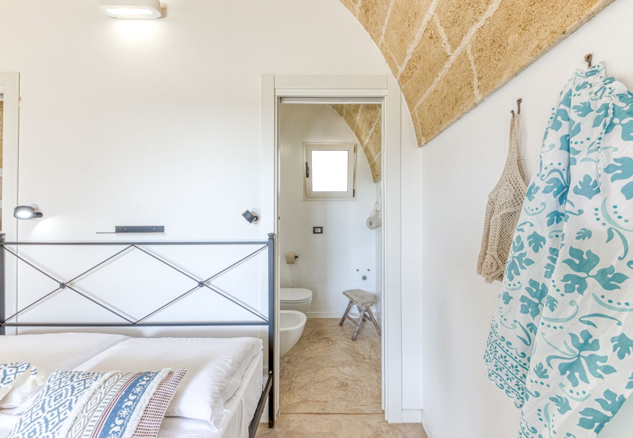 Villa a Pescoluse - Graziosa villa con piscina a 2 km dal mare