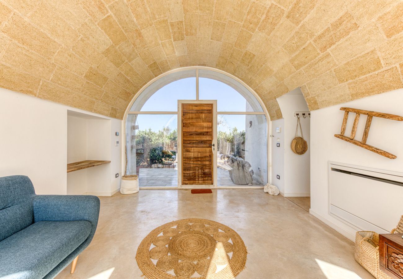 Villa a Pescoluse - Graziosa villa con piscina a 2 km dal mare