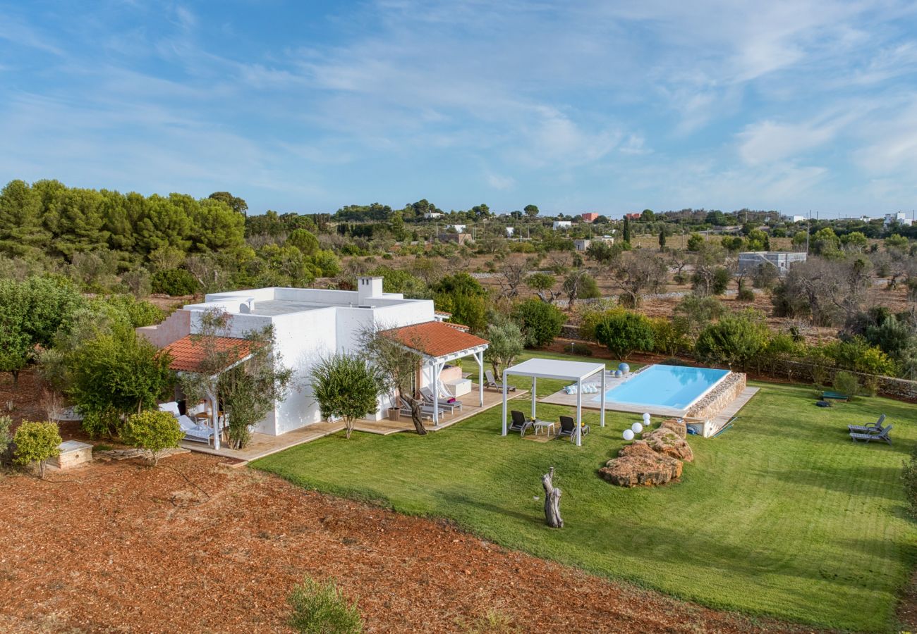 Villa a Pescoluse - Deliziosa villa con piscina e grande giardino