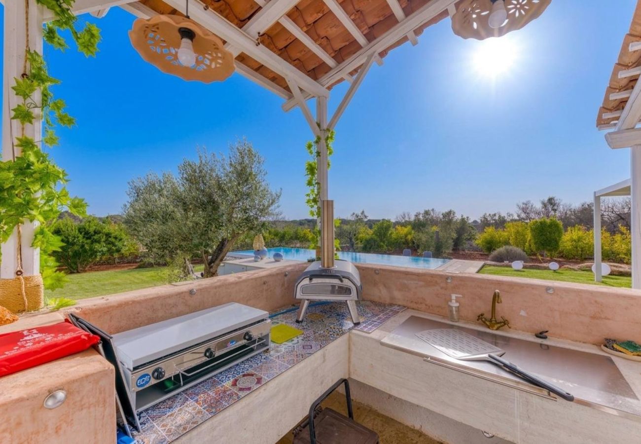 Villa a Pescoluse - Deliziosa villa con piscina e grande giardino