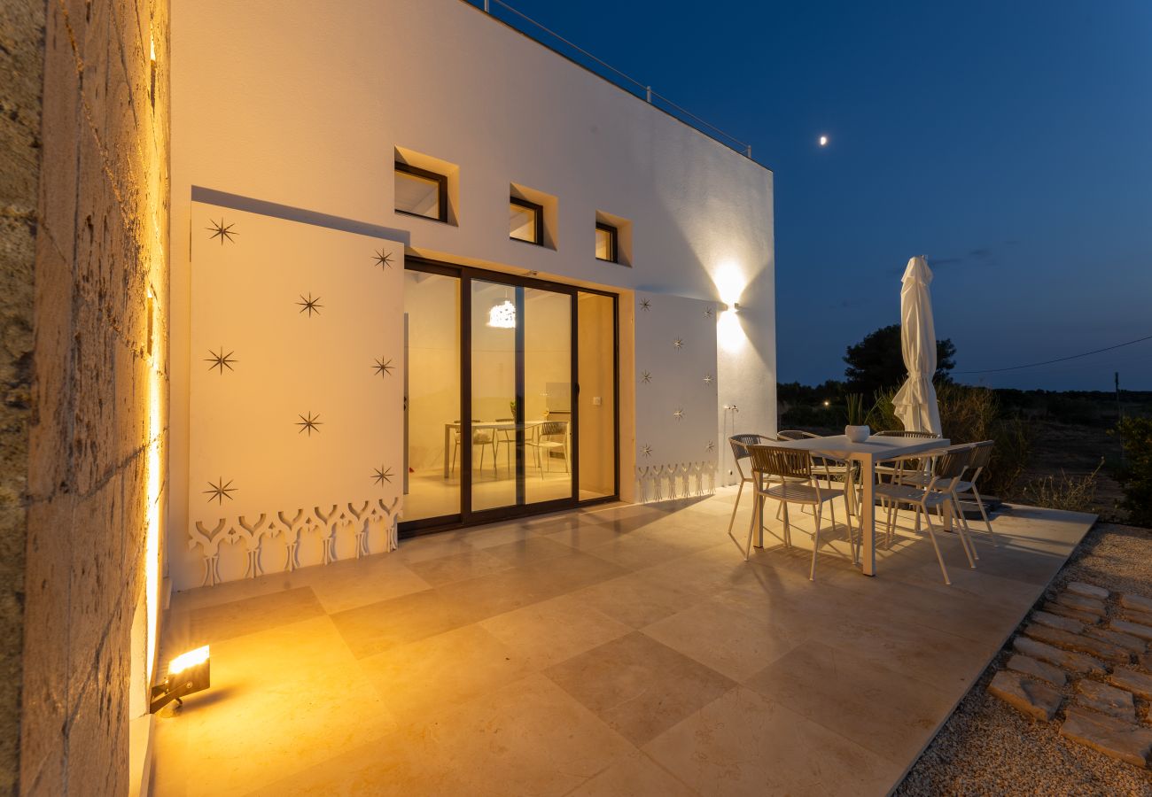 Villa a Gallipoli - Fantastica villa con piscina a 1km da spiaggia (B)