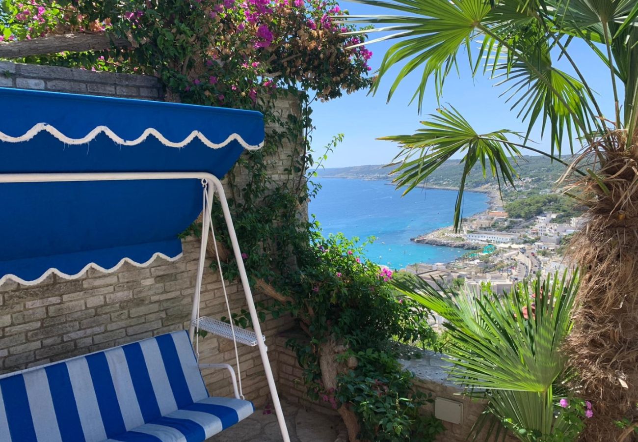 Casa a Castro - Antica casa nel castro: jacuzzi vista mare strepitosa