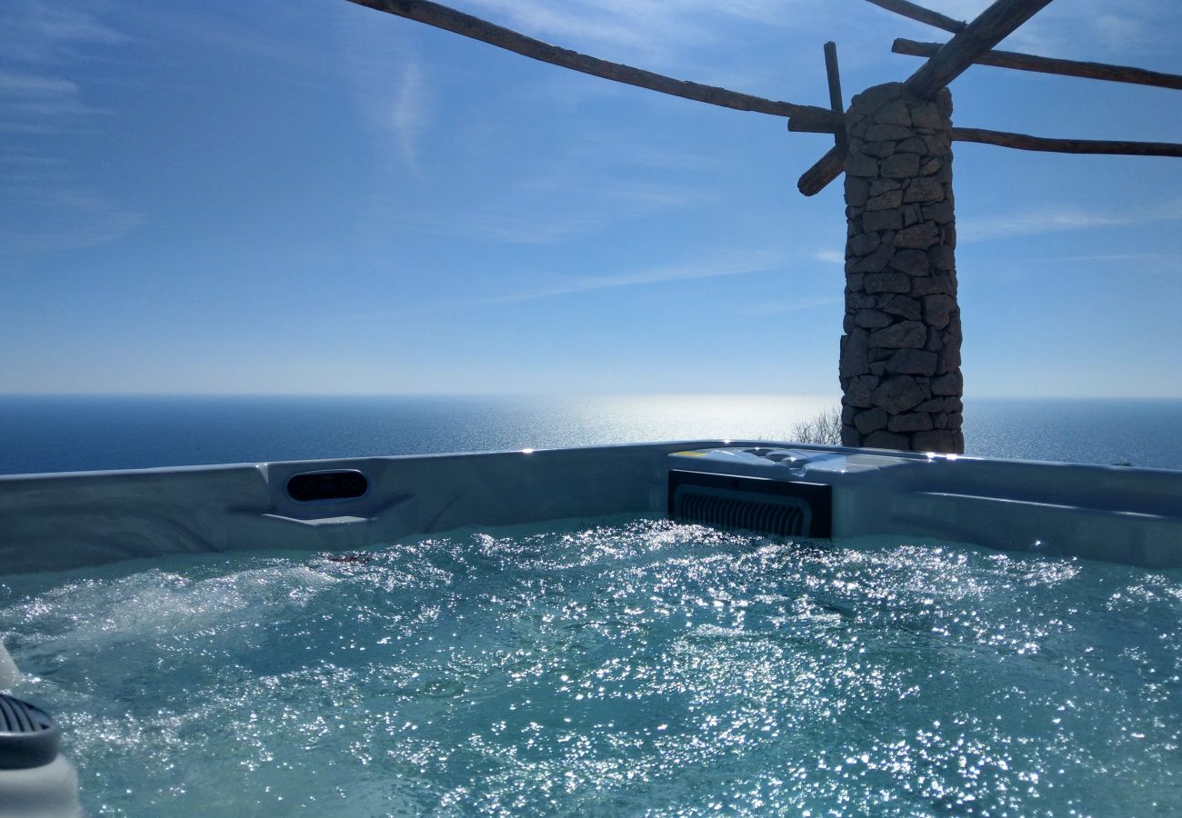 House in Gagliano del Capo - Villa with heated outdoor jacuzzi and 180° sea view